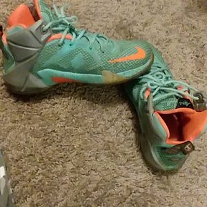Nike
